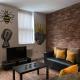Spacious Shude Hill Apartment With Balcony, Manchester - Photo 8