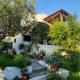 Sonia's House with Garden