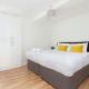Skyvillion - COZY APARTMENTS in Enfield Town With Free Parking & Wifi - Foto 3