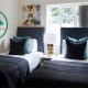 Aisiki Living at Alexandra Road, 2-Bedroom & 2-Bathroom with King or Twin Beds with Free Wi-Fi & Parking Space, Watford