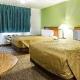 Econo Lodge Inn & Suites Pekin - Peoria Area, Pekin (photo 4)
