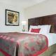 Ramada by Wyndham Minneapolis Golden Valley, Minneapolis (photo 2)