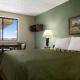 Super 8 by Wyndham Conrad, Conrad (photo 3)