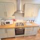 Bassett Flat with 2 Bedrooms and Superfast Wi-Fi, Sittingbourne