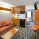 Microtel Inn & Suites by Wyndham Cherokee - Foto 9