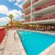 Luxury Updated Beach Condo - Crimson #104, St Pete Beach