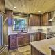 Spacious Fairplay Retreat with Hot Tub and Fire Pit!, Fairplay (zdjęcie 8)