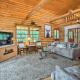 Log Cabin with Private Hot Tub on Wenatchee River!, Leavenworth