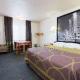 Super 8 by Wyndham Bernalillo - Photo 4