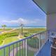 Sunny Oceanfront Condo on South Padre Island Beach - Foto 1