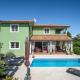 Spacious holiday house / pool / jacuzzi / playground / 6+2