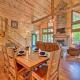 Creekside Broken Bow Cabin w/ Hot Tub & Fire Pit!, Stephens Gap (foto 6)