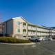 HomeTowne Studios by Red Roof Denver - Thornton, Thornton