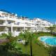 2306 - Brand new apt, walking distance to beach! Casares - Foto 1