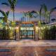 Bermuda Bungalows (Tropical Island Getaway), West Palm Beach