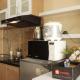 Well Appointed & Stylish 2BR at Jarrdin Cihampelas Apartment By Travelio Bandung - Foto 10