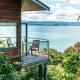CrossTrees Chalet - Seaview - Waiheke Holiday Unit Te Whau Bay - Foto 1