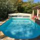 06D - Appartement spacieux avec terrasses, jardin et piscine, Roquefort-les-Pins