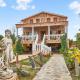 Spacious villa with pool in Porzuna - 90 m² and mountain view