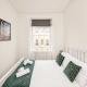 Stunning Georgian Apartment in Central Bath, Bath - Photo 1