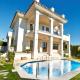 Elegant Villa Marbella + Pool