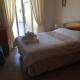 2 Bed Flat - Sleeps 4 - Pool - Parking - Wifi, Xylophaghou - Fotografie 6