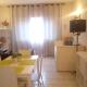 Charming Apartment in Quarteira - 50 sqm - Balcony with View - Foto 3