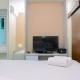 Comfy with Modern Style 1BR Grand Kamala Lagoon Apartment By Travelio, Pekayon Satu (foto 2)