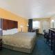Ramada by Wyndham San Antonio Near SeaWorld - Lackland AFB, San Antonio - Photo 10