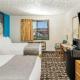 Super 8 by Wyndham Lincoln West, Lincoln - Fotografie 2