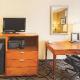 La Quinta by Wyndham Ft. Worth - Forest Hill, TX, Forest Hill (photo 3)