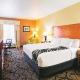 La Quinta by Wyndham Ft. Worth - Forest Hill, TX, Forest Hill (photo 8)