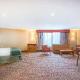 Ramada by Wyndham Des Moines Tropics Resort & Conference Ctr Urbandale - Фото 9
