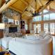 Spacious Mountain Retreat in East Vail, Вейл