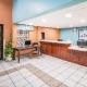 SureStay Plus Hotel by Best Western Tulsa East, Tulsa (fotografie 8)