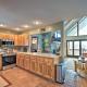 Home with Spacious Deck, BBQ, Game Room and Lake Views, Hiawassee (foto 8)