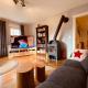 Gemütliche Landhaus Wohnung auf dem Ponyhof - Himmelbett, Kamin & Garten, Ortenberg - Foto 3
