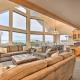 Logan Road Lookout, Lincoln City Home with Game Room, Lincoln City - Fotografie 4
