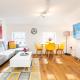 Town Center Apartment with 55” Smart TV+Netflix, Andover (fotografie 3)