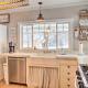 Modern Farmhouse with Movie Room - 6 Mi to Lake!, Coeur d'Alene (zdjęcie 10)