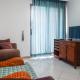 Spacious Classic 1BR Apartment at Taman Beverly By Travelio, Putat-gede (foto 3)