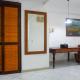 Spacious Classic 1BR Apartment at Taman Beverly By Travelio, Putat-gede (foto 9)
