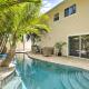 Indian Rocks Beach Oasis - 2 Blocks to Beach!, Clearwater Beach