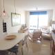 Beautiful apartment 75m2 with view at the beach, pool, parking, Roses (fotografie 3)