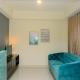Comfortable 2BR at Meikarta Apartment By Travelio Cikarang - Foto 4