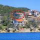 Apartments by the sea Vinisce, Trogir - 18674 Vinišče - Fotografie 4