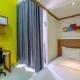 Comfort Studio with Bunk Bed at Dave Apartment By Travelio Pondoktjing Dua - Foto 10