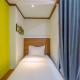Cozy Studio with Bunk Bed at Dave Apartment near UI By Travelio Pondoktjing Dua - Foto 1