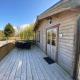 Owlet Lodge at Owlet Hideaway - with Hot Tub, Near York, Seaton Ross - Fotografie 4