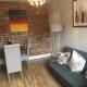 3 Entire Stunning & Cosy Apartments in same property, 4 Double Bedrooms, 3 Bathrooms, 3 Kitchens, Terrace Kidderminster - Photo 5